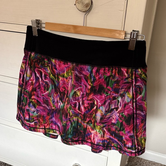 Lululemon Pace Rival Mid Rise Skirt in Hyper Flow Pink Patten - Picture 5 of 11